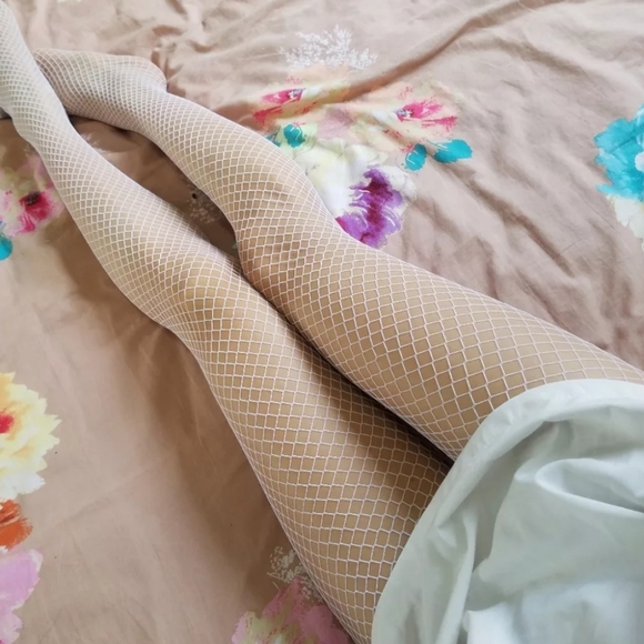 White Fishnets - Picture 6 of 6